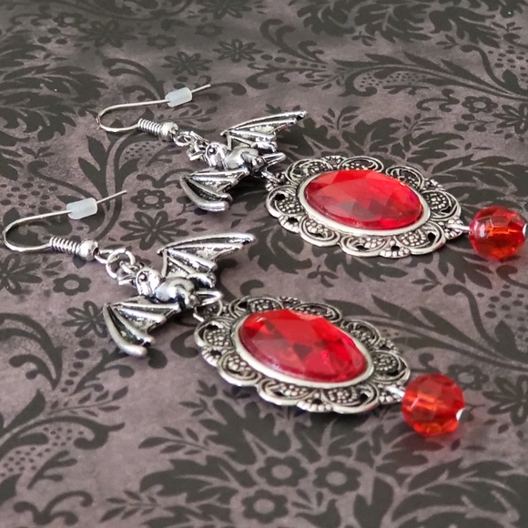 Bat Earrings - Picture 2 of 3